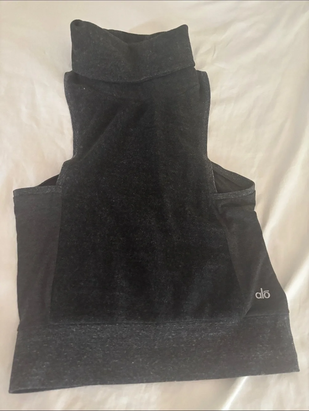 ALO Yoga Men’s Black Sleeveless Turtleneck Sweater